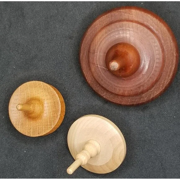 Handmade wooden spinning tops - Picture 4 of 11